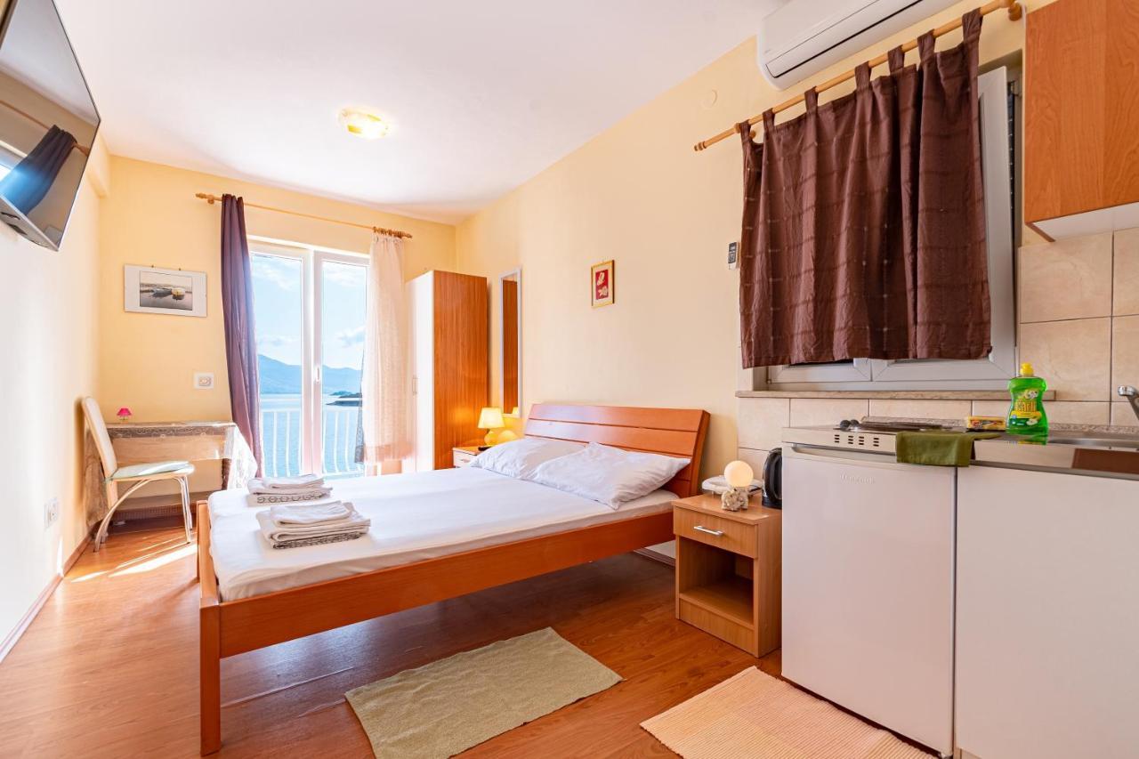 Apartments By The Sea Korcula - 10051 Esterno foto